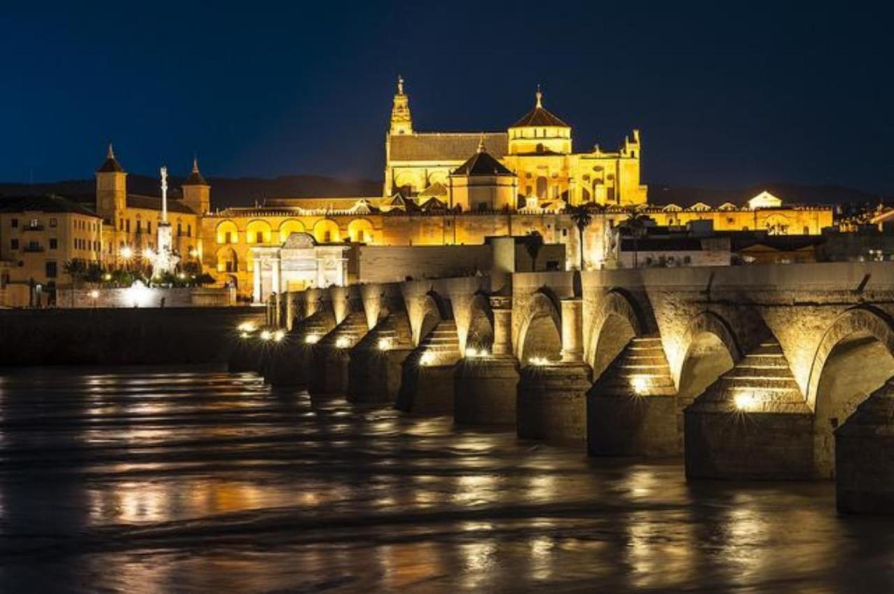 Eduardo Lucena 5, Puente Romano Cordoba Exterior photo